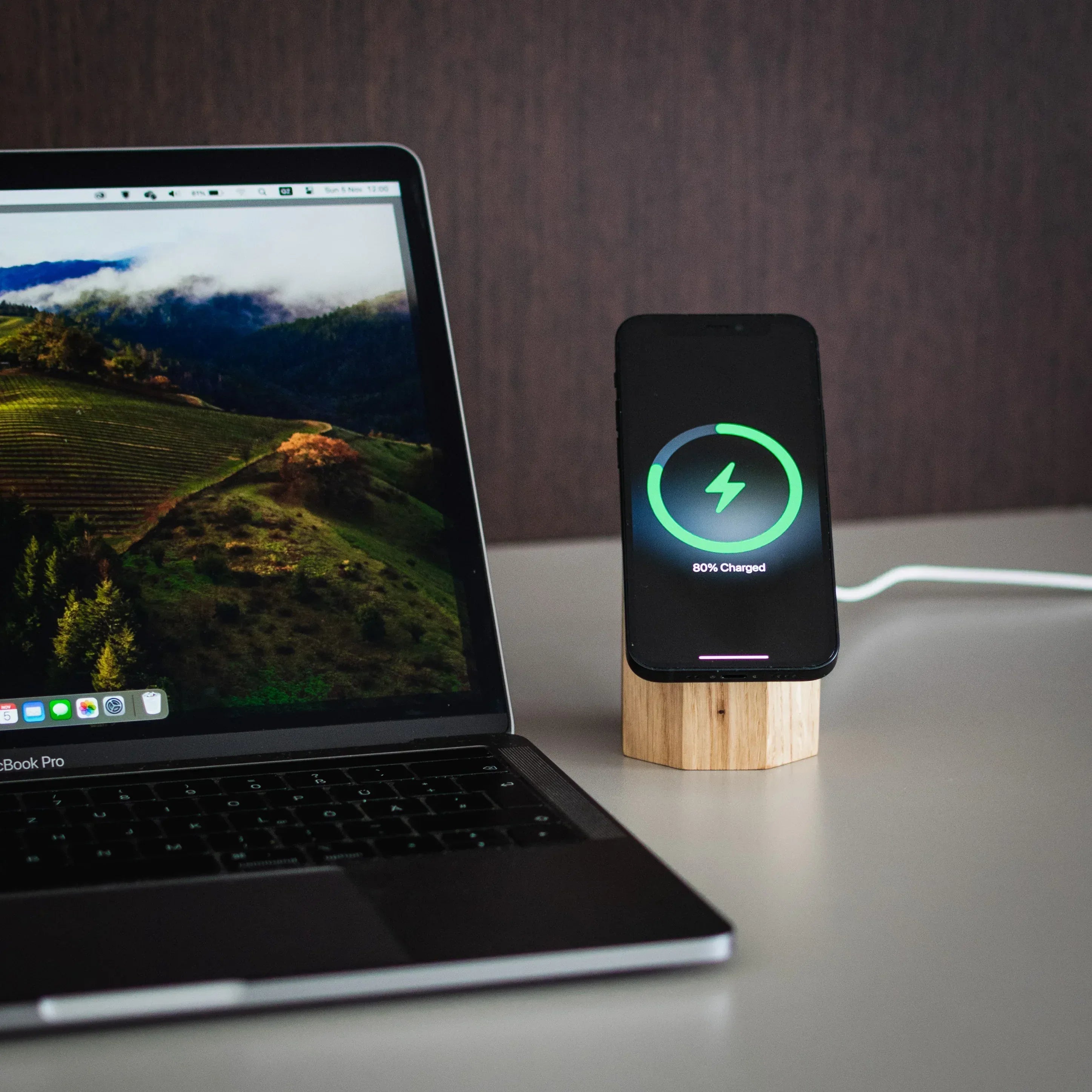 25W Wooden MagSafe Wireless Charger for iPhone, Android.